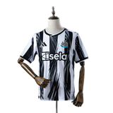 Newcastle 26/27 Camisola Principal