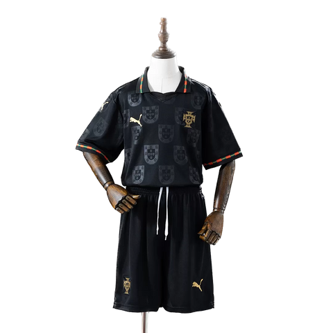 KIDS Equipamento Exclusivo (Pantera Negra) 26 de Portugal